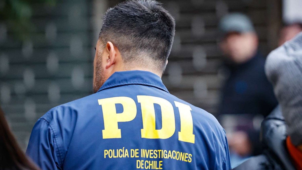 PDI desbarata red que explotaba sexualmente a adolescentes bolivianas en Iquique y Alto Hospicio: hay 10 detenidos