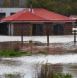 Revisa detalles de la alerta roja emitida por el Servicio Nacional de Prevención y Respuesta ante Desastres (Senapred) para la comuna de Concepción en la Región de Biobío, por desborde de río.