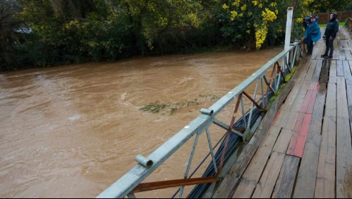 Senapred solicita evacuar nuevos sectores de la región del Biobío por 'desborde': Revisa últimas alertas SAE por sistema frontal