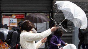 Rachas de hasta 80 kilómetros por hora: Emiten alerta por vientos 'moderados a fuertes' en zonas de cinco regiones