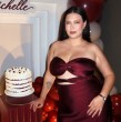 Michelle Carvalho celebró sus 33 años con una gran fiesta, pero hubo una ausencia que llamó la atención. Pedro Astorga no asistió al cumpleaños y ambos protagonizaron un intercambio de mensajes que desató las reacciones de sus seguidores.