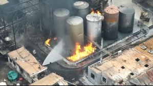 Gigantesco incendio en Quilicura: Fuego está circunscrito y piden el cierre de la empresa Panimex