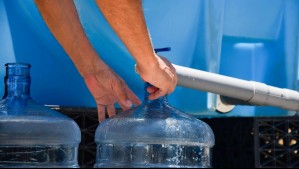 Siete horas sin servicio: Estas son las comunas que mantendrán corte de agua este viernes en la RM