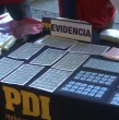 Aduanas y la PDI desbarataron un millonario esquema de falsificación de insumos para impresoras. Incautaron más de 170 mil elementos y tres familiares son investigados.