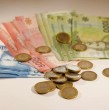 Revisa los bonos y beneficios que pueden recibir las familias durante agosto de 2026, sus montos, requisitos y quiénes pueden acceder a estos aportes estatales. Conoce los detalles.