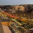 Debido al derrumbe en el sector de Recreo que interrumpió el tránsito por la Avenida España entre Valparaíso y Viña del Mar, registros de redes sociales muestran la gran congestión en el plan de la ciudad puerto. ¡Detalles!