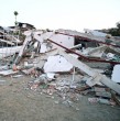 El Presidente Abelardo de la Espriella decretó tres días de duelo nacional en Colombia tras el devastador terremoto de magnitud 7,4 que deja cientos de personas fallecidas.