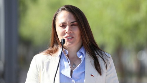 Natalia Duco renuncia al ministerio del Deporte.