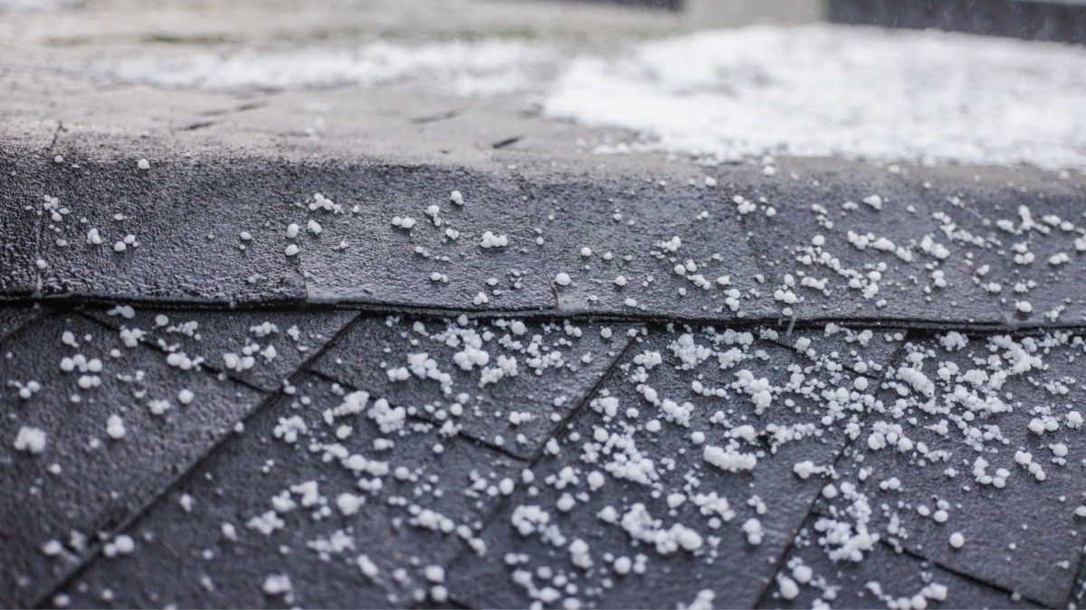 Reportan truenos, relámpagos y granizos en diversas comunas de Santiago
