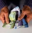 Consulta cuál es el monto que entrega el Bono Base Familiar, beneficio entregado a las familias más vulnerables del país. Conoce cómo se calcula según los ingresos del hogar y cuáles son los requisitos para recibirlo en Chile.