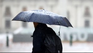 Pronóstico de lluvia para este sábado en la RM: ¿Cuánta agua podría caer y hasta qué hora precipitaría?