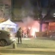 Una fuerte explosión se registró durante la madrugada de este sábado al interior de un local comercial ubicado en avenida Valparaíso, casi en la esquina con Von Schroeders, en Viña del Mar, que dejó a seis bomberos lesionados.