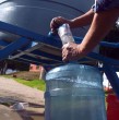 Por distintos trabajos, Aguas Andinas programó cortes de aguas en varias zonas de la Región Metropolitana para la jornada de este martes 18 de agosto. La compañía especificó que son sectores de tres comunas los que se verán afectados