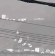 Las lluvias provocaron deslizamientos en Iquique y el colapso de estacionamientos ubicados en un cerro. Varios vehículos terminaron cayendo por la ladera en el sector de la ZOFRI.