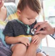 Revisa de qué forma puedes conocer si a tu familia le corresponde el Bono Control Niño Sano, el cual entrega un monto mensual de $10.000 por cada integrante menor de 6 años. ¡Detalles!