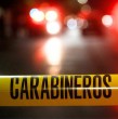 Un carabinero en retiro intervino durante un robo que afectaba a su hijo en Pasaje Río Cisne y utilizó su arma particular. Uno de los tres sujetos resultó herido y fue reducido por vecinos.