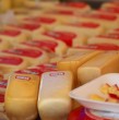 Minsal emite Alerta Alimentaria por presencia de Listeria en queso mantecoso de la marca ?La Rotunda. Revisa los detalles del producto involucrado y las recomendaciones de las autoridades de salud.