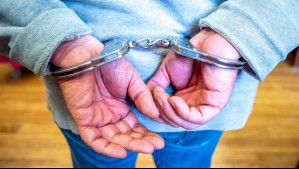 Hermano del alcalde de Arica es detenido en Perú por presunto tráfico de personas: Edil asegura que 'acatará las sanciones'