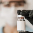 El ISP ordenó retirar del mercado un ketorolaco inyectable de 30 mg/1 mL tras detectar un trozo de vidrio en una ampolla. Advierten posibles riesgos para la salud.