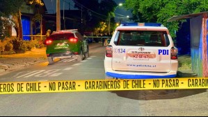 Hombre es encontrado muerto y baleado en plena Costanera Norte