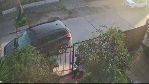 Detienen a mujer vinculada a robos en Macul y Ñuñoa: Incautan auto relacionado con los delitos