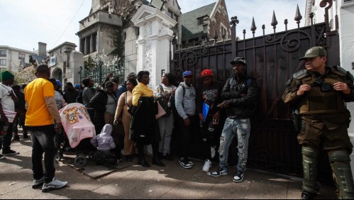 'Que no nos dejaran como tontos': Vocero de Comunidad Haitiana por incidentes en embajada en Santiago