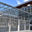 Mega Investiga reveló el allanamiento al Poder Judicial y la detención de un funcionario del Tercer Tribunal Oral de Santiago, investigado por una presunta filtración de información a una organización ligada al narcotráfico. Conoce el caso.
