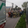 Una presunta fuga de amoníaco mantiene activo un operativo de Bomberos en Maipú. Hay cortes de tránsito en Américo Vespucio y se produjo la evacuación preventiva del colegio Alicante. Conoce cómo Bomberos descubrió la filtración.