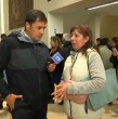 Myriam tiene 65 años y busca trabajo en una feria laboral de Providencia. Cuenta las dificultades que ha enfrentado por su edad y la situación económica de su familia.
