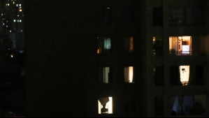 Corte de luz afectará a sectores de cinco comunas de la RM este martes: Durará hasta ocho horas