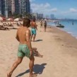 Los jugadores de todo el mundo llevan más de trece años esperando este episodio, que sigue al GTA V, el segundo videojuego más vendido de la historia. La sexta entrega de esta saga está protagonizada por un dúo del estilo de Bonnie and Clyde
