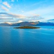 Ante las dificultades que enfrenta el Canal de Panamá por la sequía, el estrecho de Magallanes cobra nueva relevancia comercial y geopolítica, en medio de controversias entre Chile y Argentina.