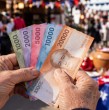 El Aguinaldo de Fiestas Patrias 2026 será de $25.280 para pensionadas y pensionados que cumplan los requisitos. Revisa quiénes lo reciben, cuánto pueden sumar por cargas y cómo se paga.
