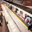 Metro de Santiago restableció el servicio en Línea 2, luego que la tarde de este viernes se informara el cierre de la estación El Llano por un procedimiento de seguridad.