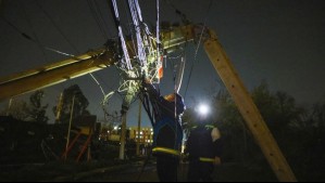 Durará hasta siete horas: Corte de luz afectará a sectores de siete comunas de la Región Metropolitana este sábado