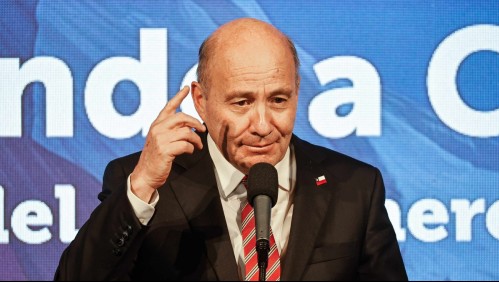 Ministro Quiroz por megarreforma.