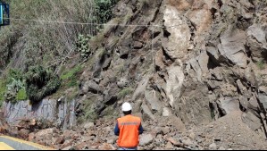 Avenida España reabre este domingo tras derrumbe: habilitarán una pista hacia Viña del Mar
