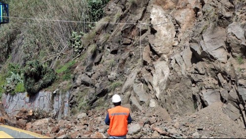 Avenida España reabre este domingo tras derrumbe: habilitarán una pista hacia Viña del Mar