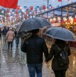 ¿Lloverá el 18 de septiembre? Jaime Leyton explicó qué muestran las proyecciones para Fiestas Patrias y anticipó una mayor probabilidad de precipitaciones entre el 15 y 20 de septiembre en Santiago.