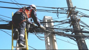 Cortes de luz este martes en Santiago: Estas son las 13 comunas con interrupciones programadas