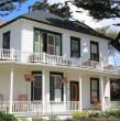 El histórico hotel de Clint Eastwood en California ofrece distintas alternativas de alojamiento. Revisa cuánto cuesta quedarse una noche y cuáles son las opciones disponibles.