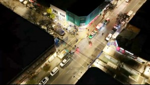 Operativo contra toldos azules en barrio Meiggs: Municipalidad de Santiago retira estructuras e instala nuevas rejas