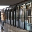 En la tarde de este jueves, Metro de Santiago informó que debió cerrar de manera temporal cuatro estaciones de la Línea 1, debido a una emergencia médica. Conoce los detalles.