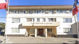 Contraloría detecta contratos por $758 millones vinculados a familiares de funcionarios en Municipio de Curacautín