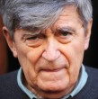 Distintos dirigentes políticos llegaron a acompañar a Camilo Escalona, quien permanece en coma y conectado a un respirador artificial. Revisa sus declaraciones y muestras de apoyo.
