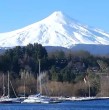 El volcán Villarrica se mantiene bajo un monitoreo reforzado luego de que el Servicio Nacional de Geología y Minería (Sernageomin) emitiera una alerta técnica amarilla debido al aumento de su actividad durante las últimas semanas.