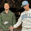 Conoce antecedentes del violento asalto que sufrió un reconocido cantante de reguetón y música urbana en su casa junto a su esposa. Los sujetos se llevaron joyas y accesorios como un bolso de la marca Louis Vuitton avaluado en unos seis mil dólares.