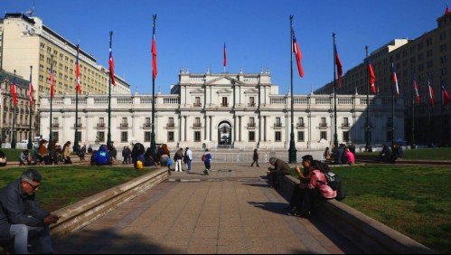 Gobierno admite 'error' al contratar a estudiante y aclara que cambiarán sus condiciones: 'Si no acepta, no va a poder continuar'