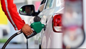 Alza de combustibles a una semana de Fiestas Patrias: Diésel podría subir hasta $100 por litro