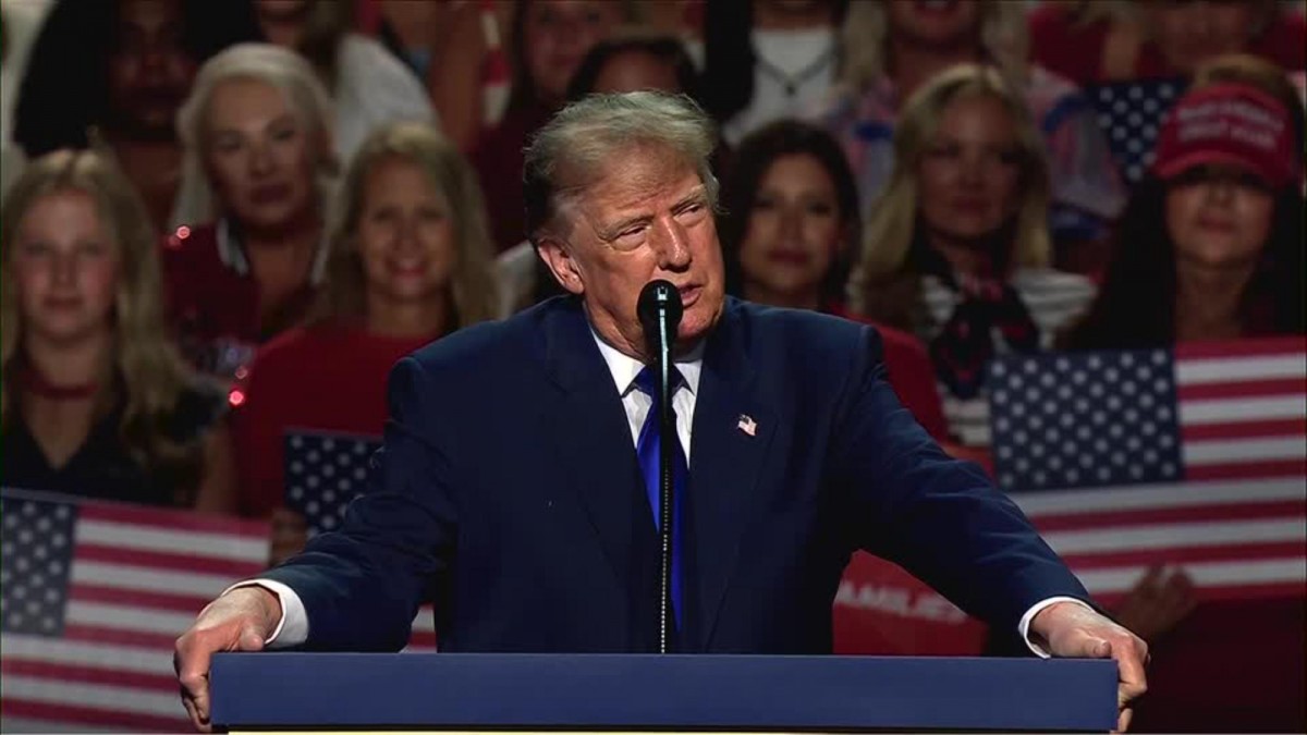 Trump promete 5.000 dólares a cada estadounidense si mantiene el control del Congreso